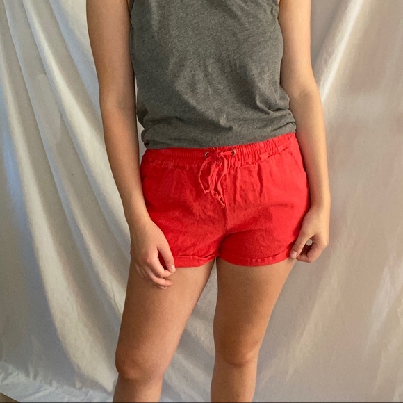Forever 21 Coral Shorts - Picture 1 of 7